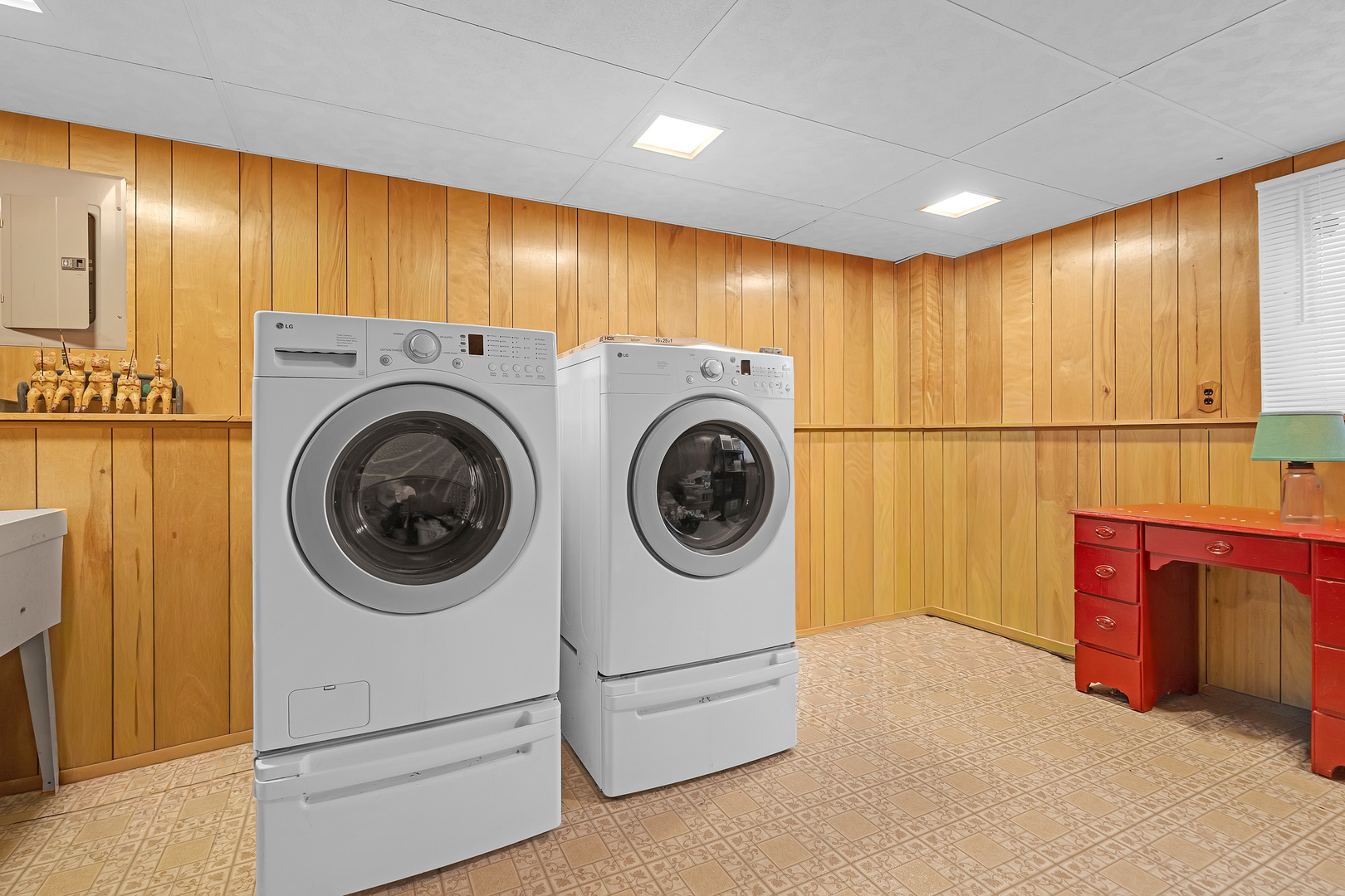 922 COVENTRY Lane, Crystal Lake, IL 60014