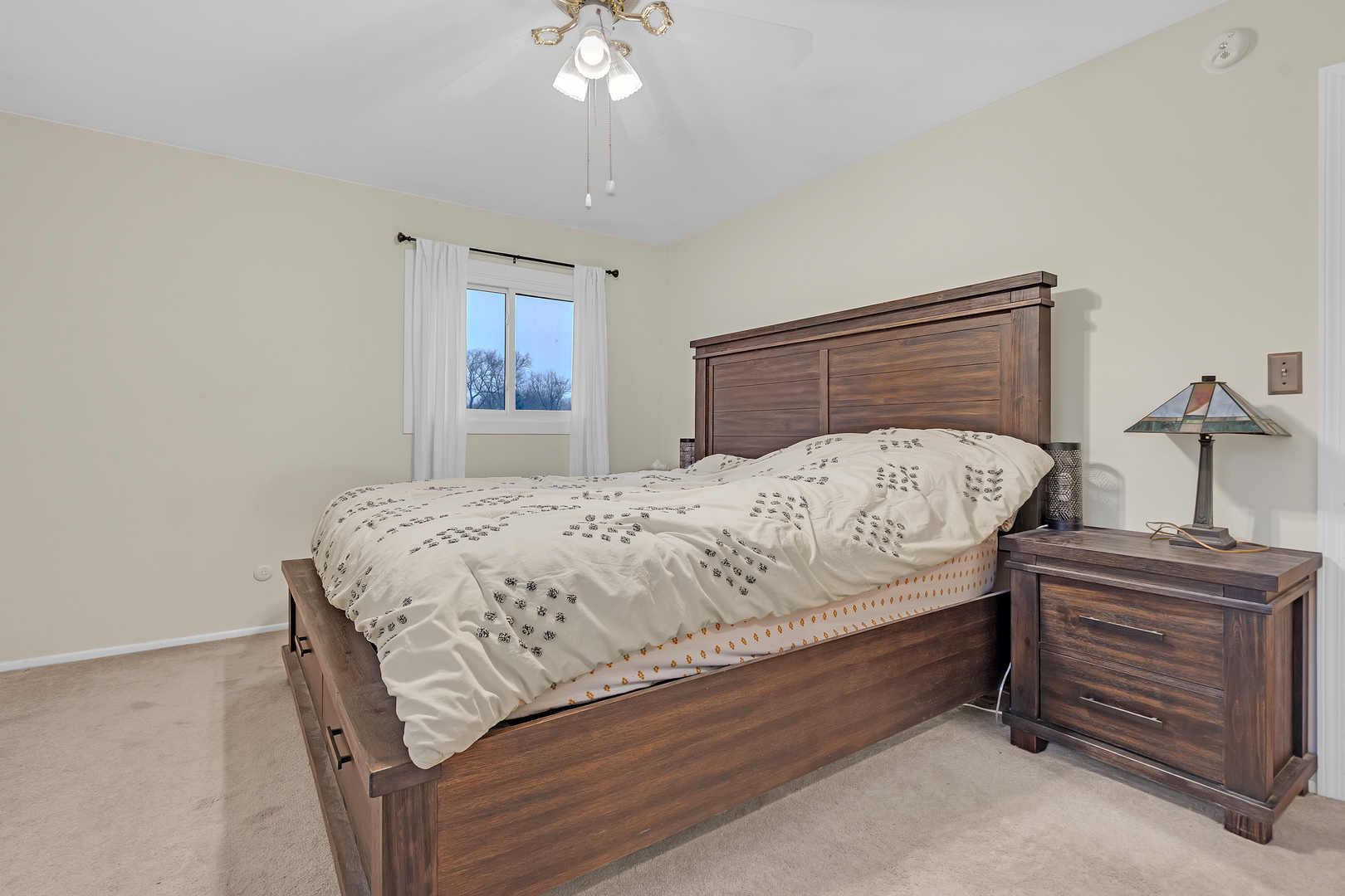 922 COVENTRY Lane, Crystal Lake, IL 60014