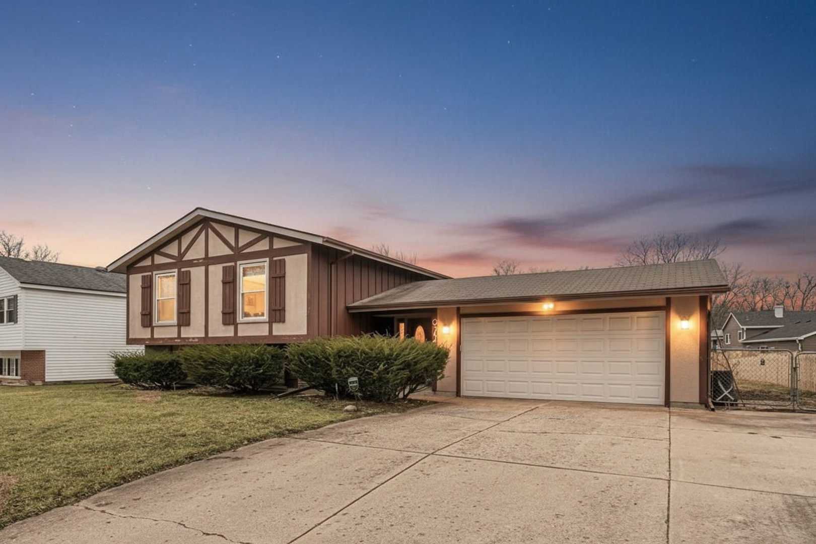 922 COVENTRY Lane, Crystal Lake, IL 60014