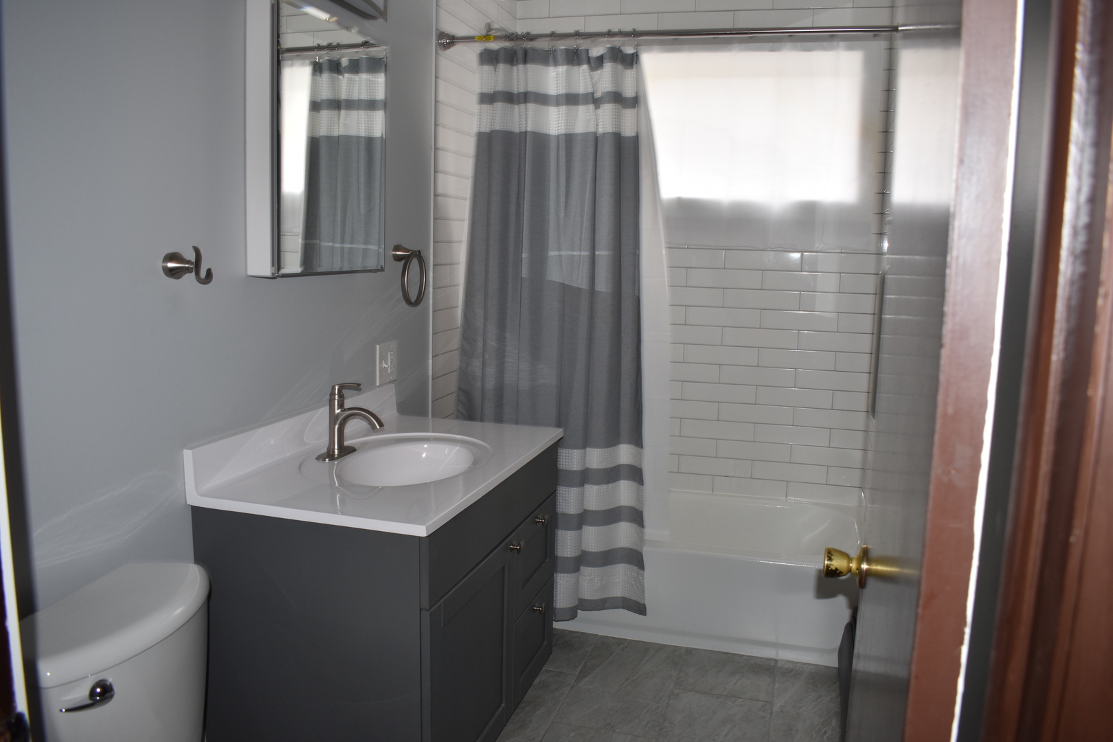 8435 S 81st Avenue #1, Justice, IL 60458