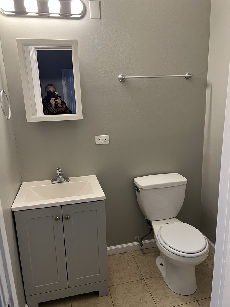 8914 S Cottage Grove Avenue #2, Chicago, IL 60619