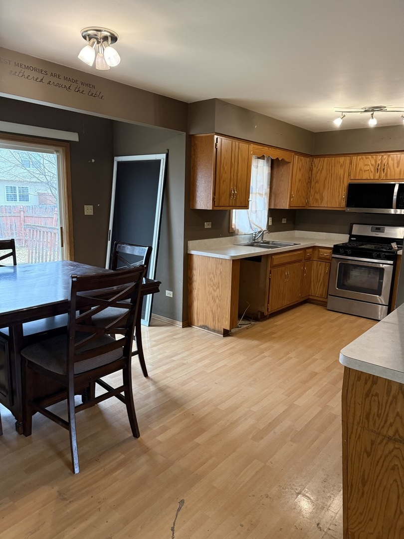 7013 Manchester Drive, Plainfield, IL 60586