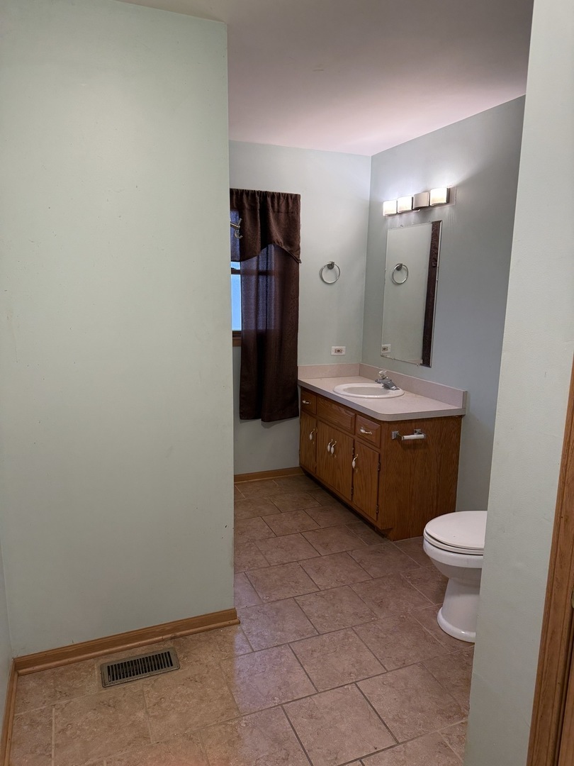 7013 Manchester Drive, Plainfield, IL 60586