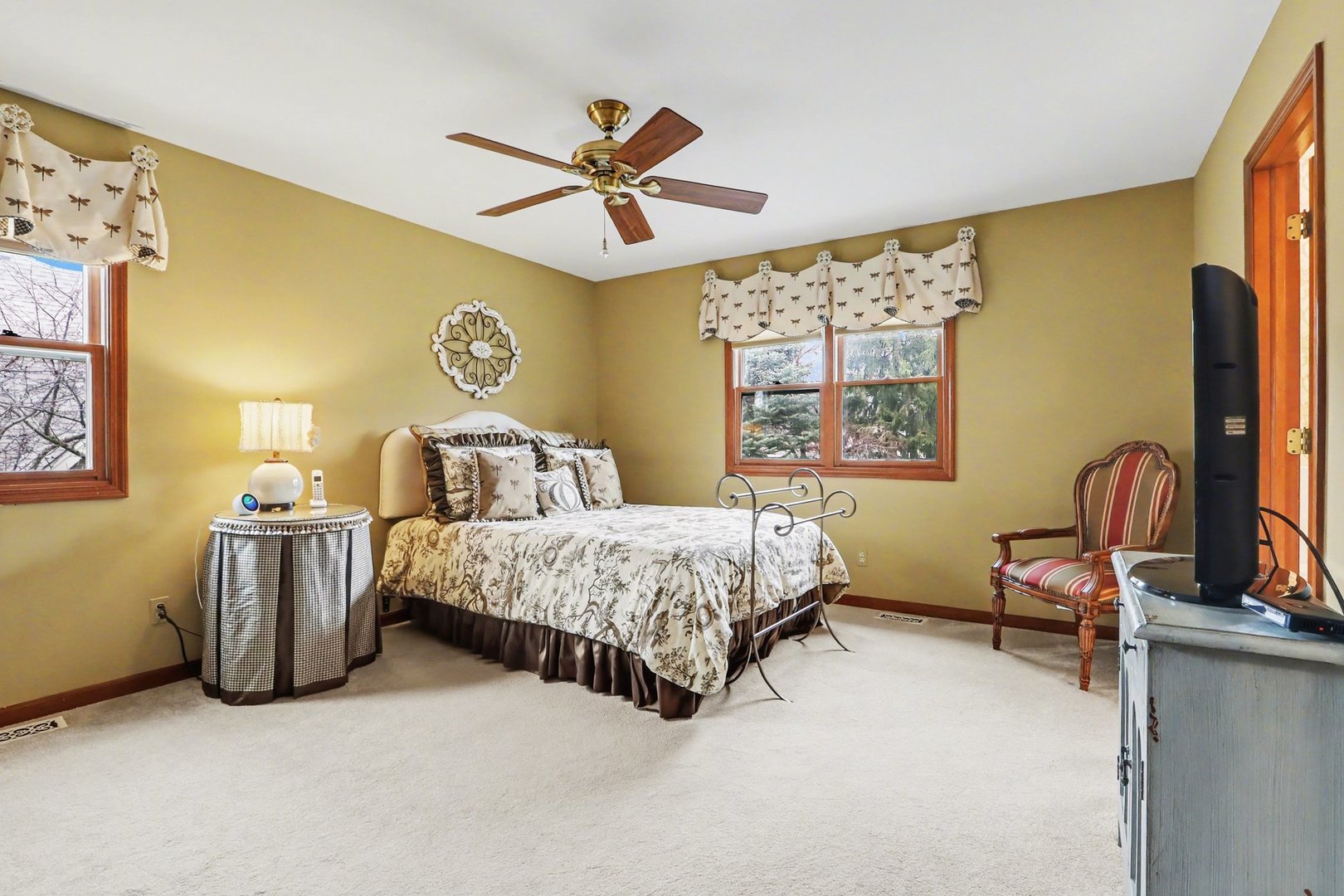 570 Violet Lane, Batavia, IL 60510