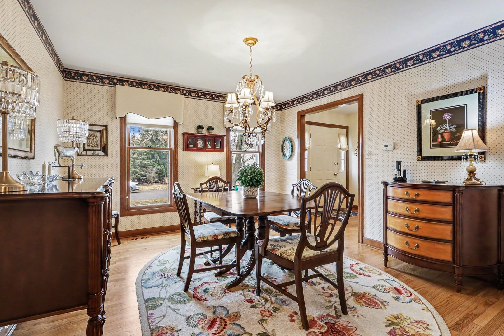 570 Violet Lane, Batavia, IL 60510