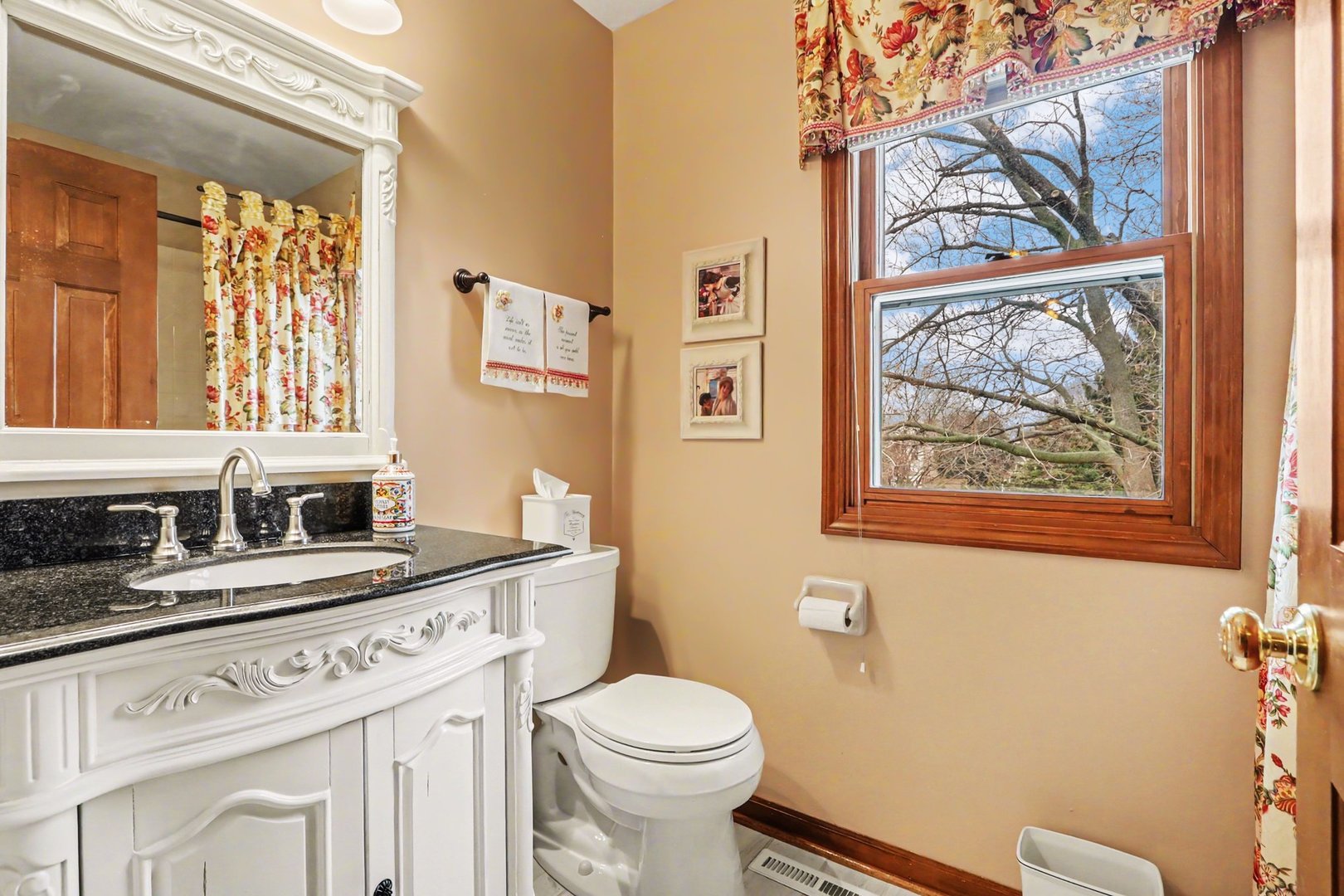 570 Violet Lane, Batavia, IL 60510