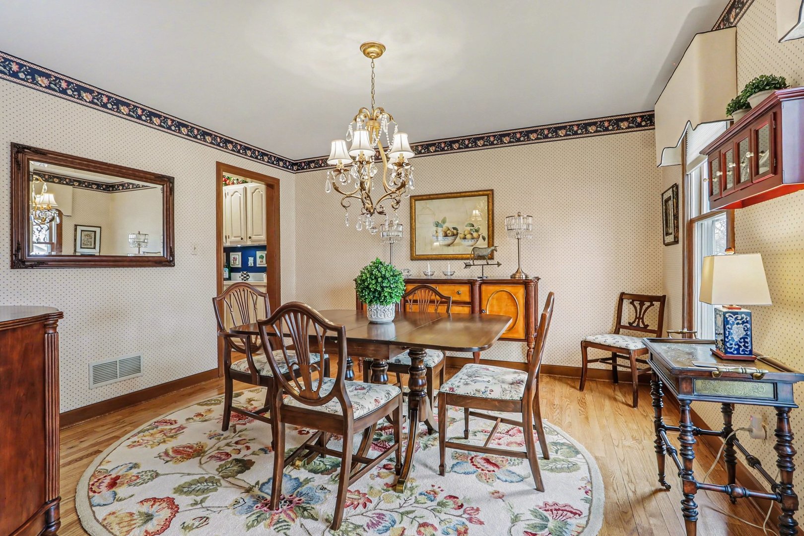 570 Violet Lane, Batavia, IL 60510