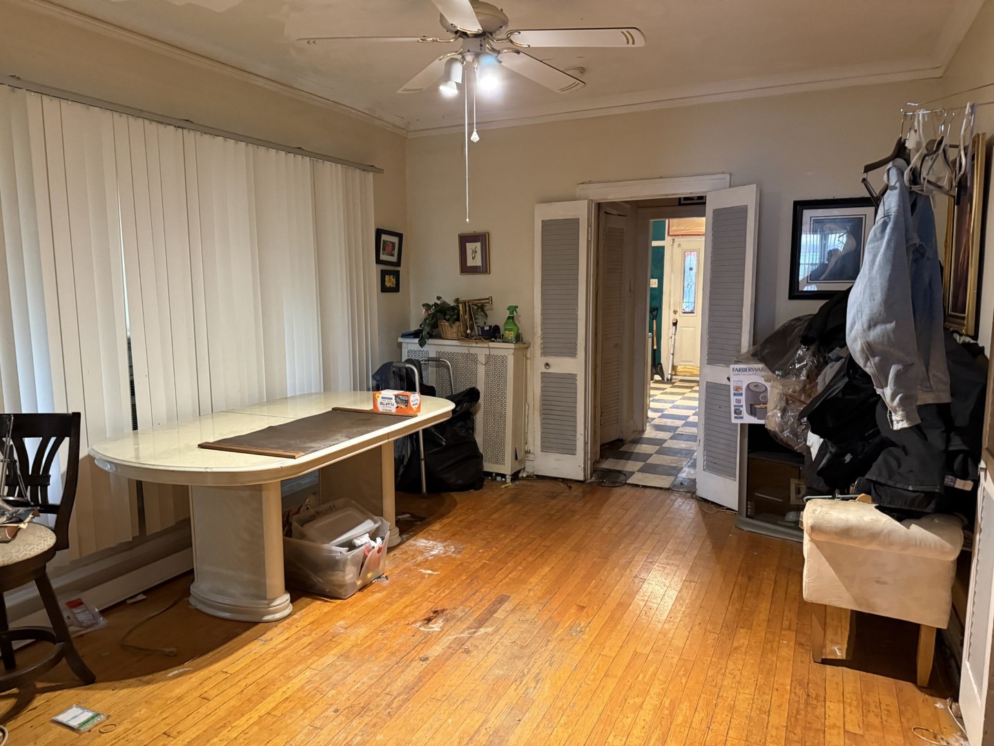 7653 S Yates Boulevard, Chicago, IL 60649