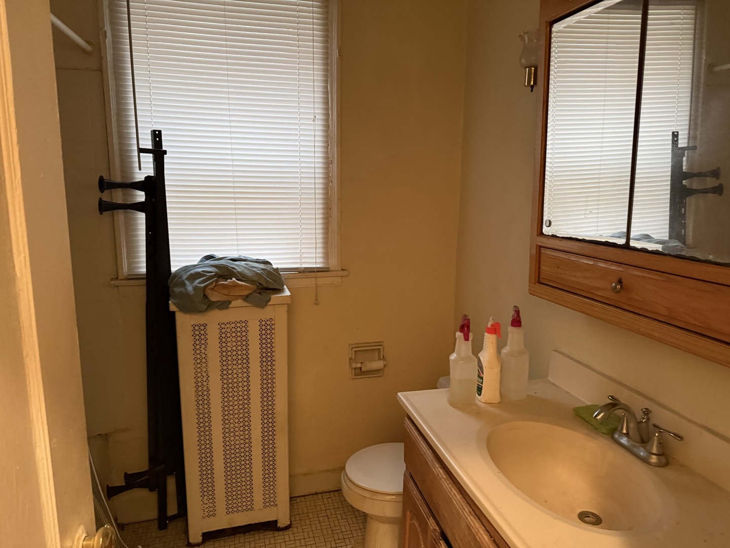 7653 S Yates Boulevard, Chicago, IL 60649