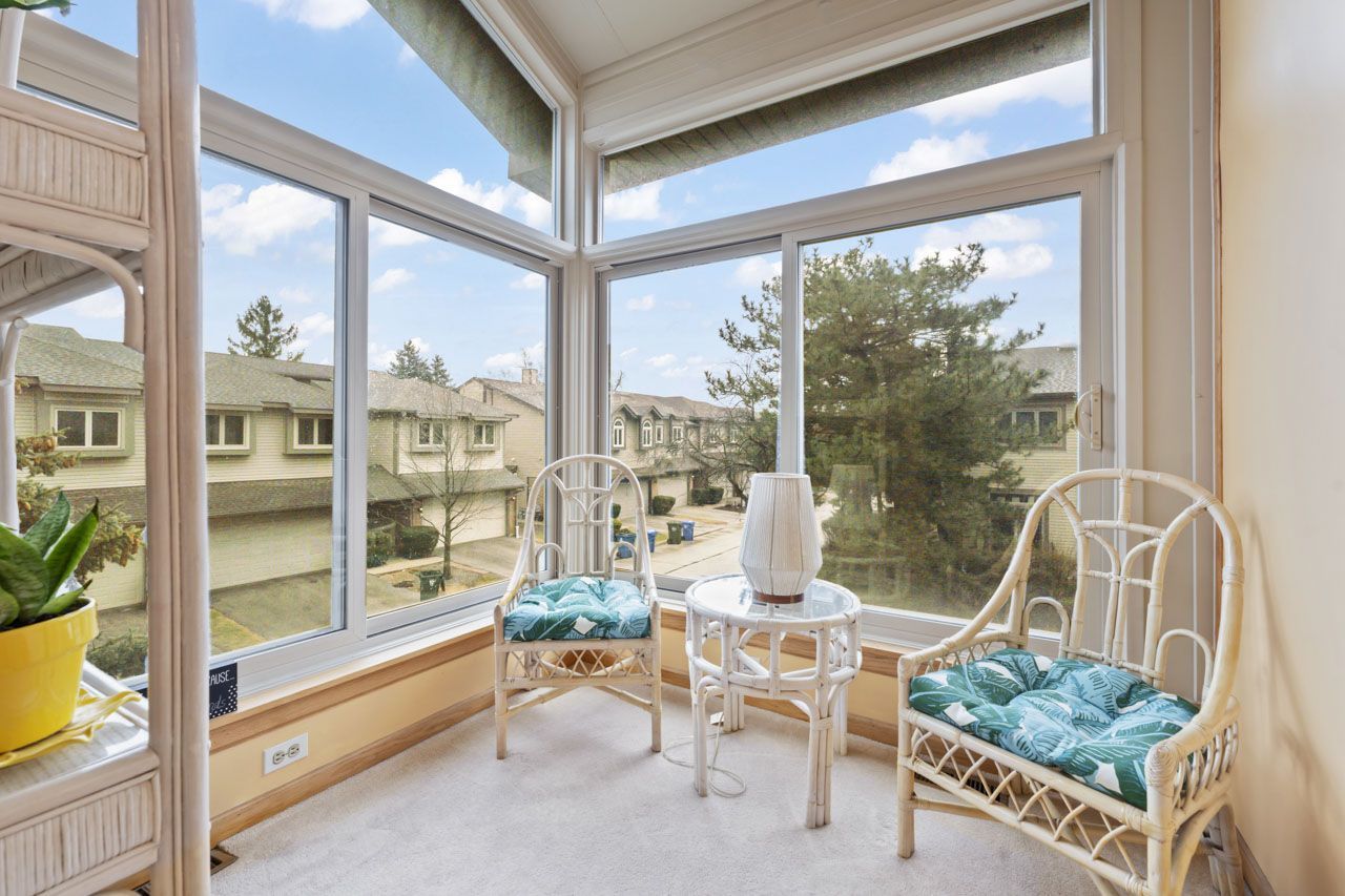 1030 Arbor Court, Mount Prospect, IL 60056