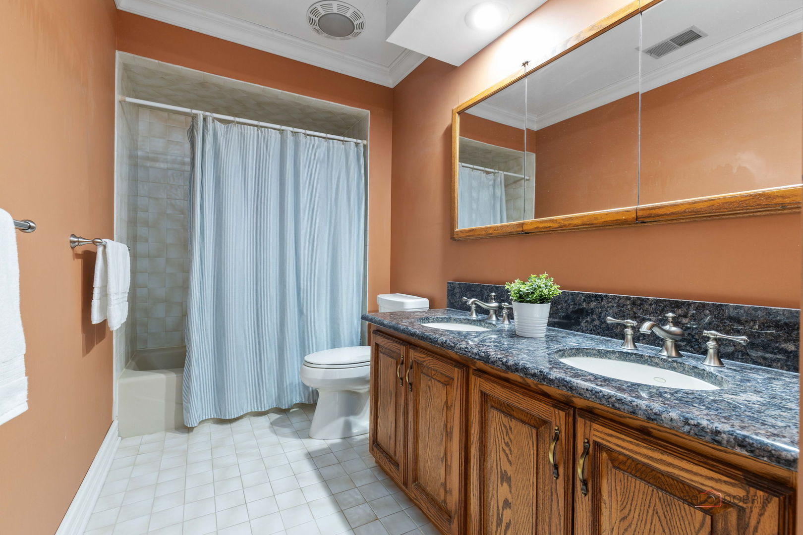 18 Brandywine Road, South Barrington, IL 60010