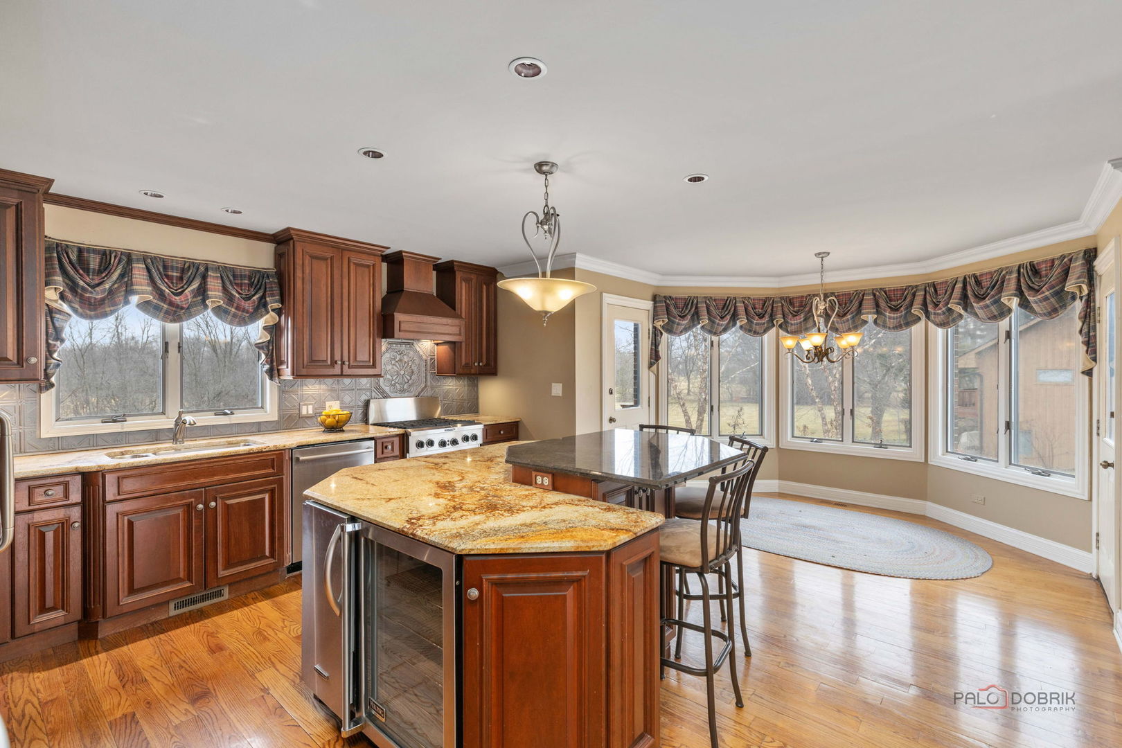 18 Brandywine Road, South Barrington, IL 60010