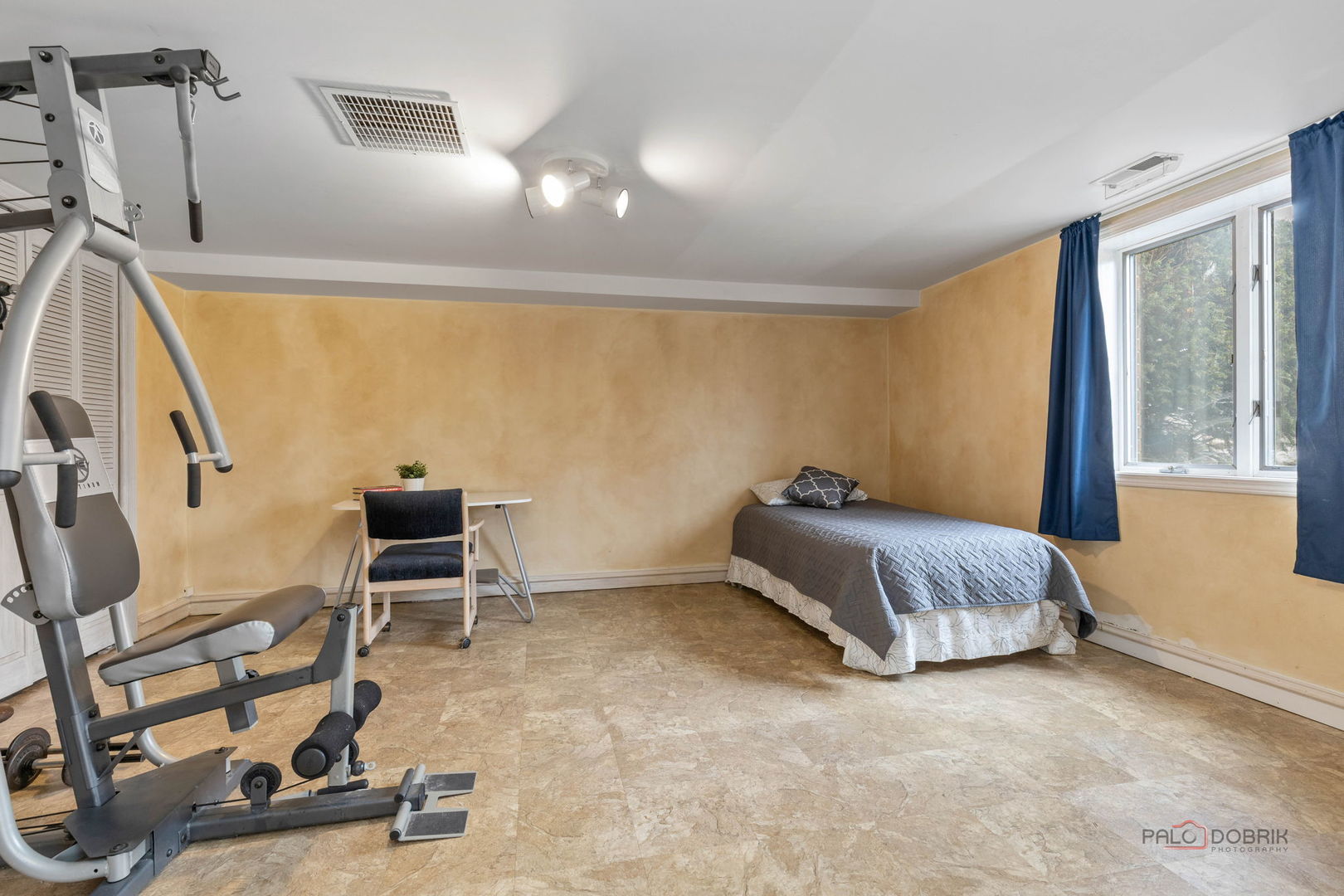 18 Brandywine Road, South Barrington, IL 60010