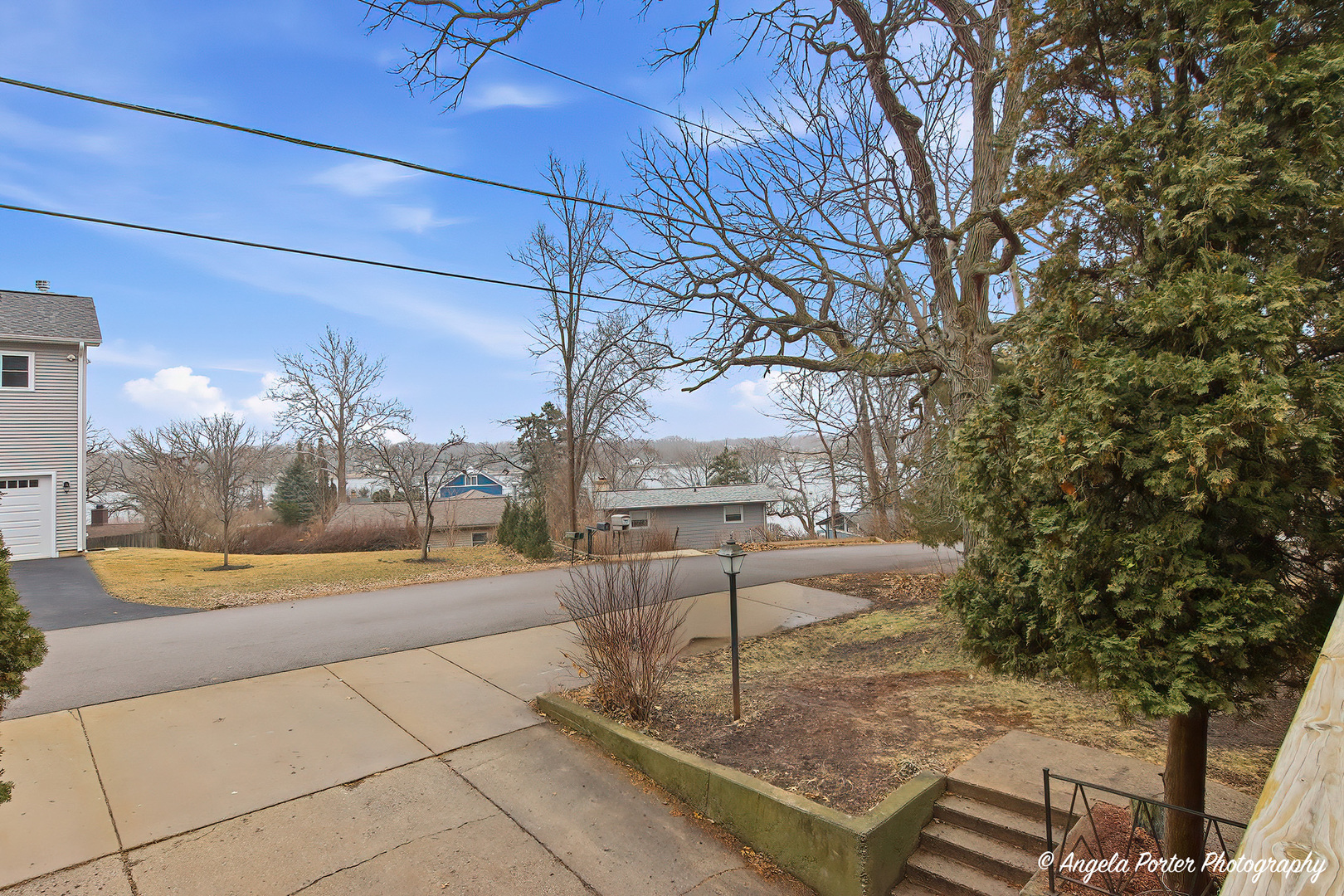 4519 W Shore Drive, Wonder Lake, IL 60097