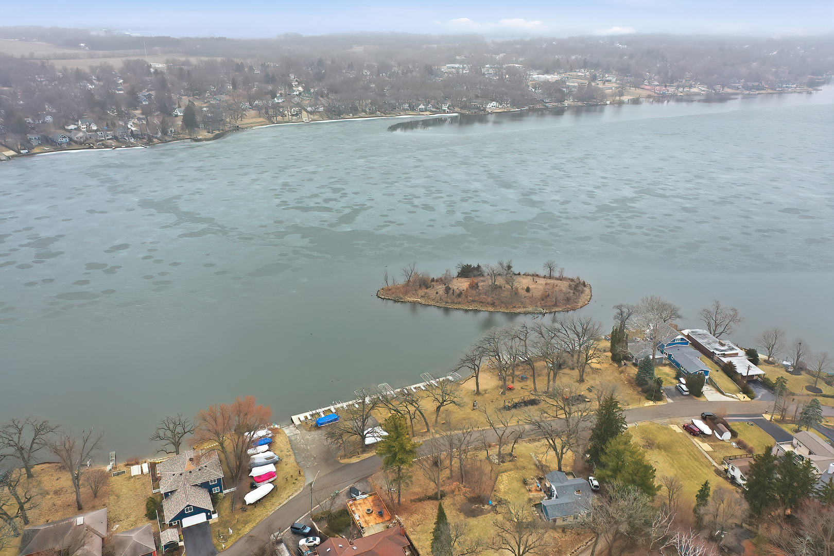 4519 W Shore Drive, Wonder Lake, IL 60097