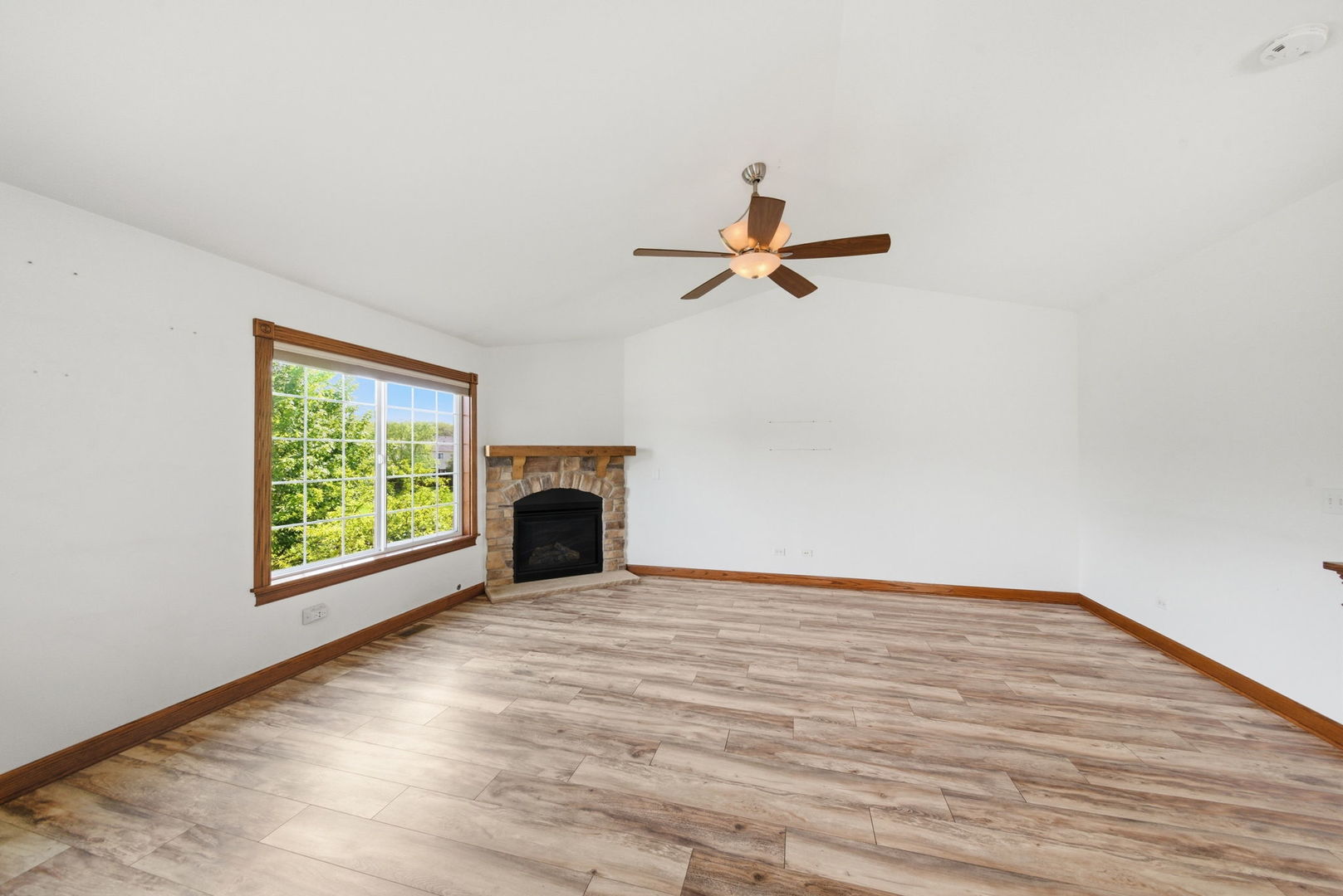 922 Saddle Ridge Drive, Joliet, IL 60432