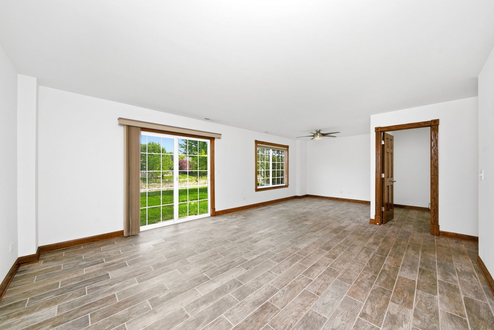 922 Saddle Ridge Drive, Joliet, IL 60432