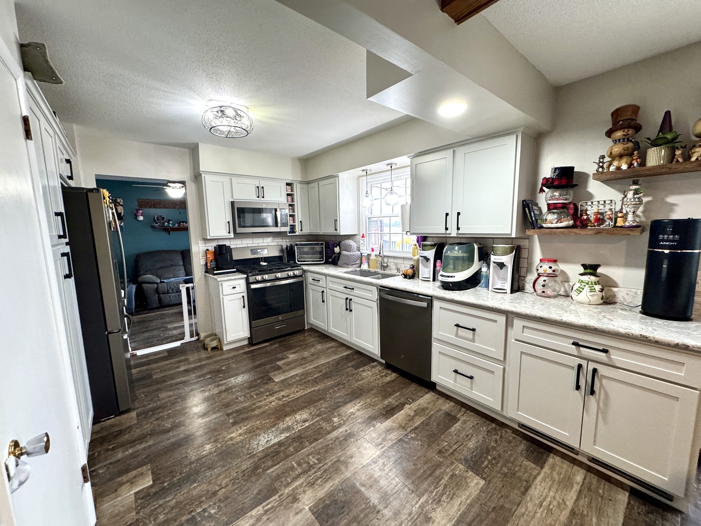 1048 Lora Avenue, Princeton, IL 61356