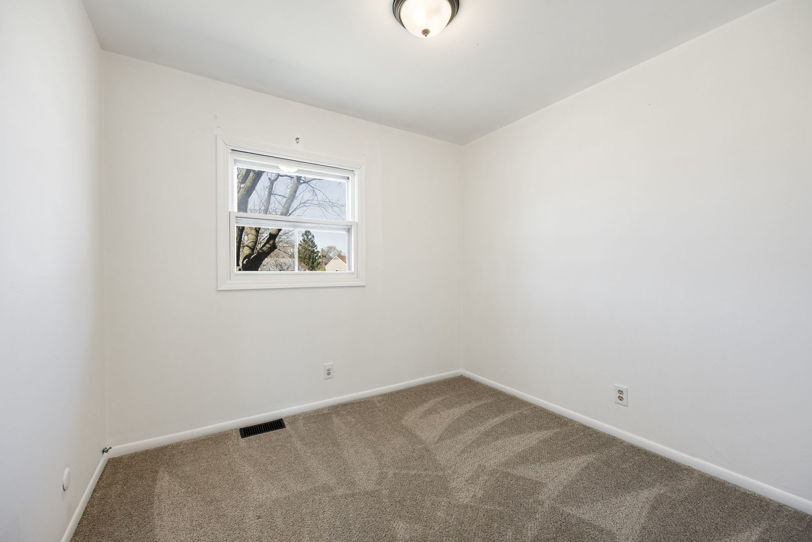 160 Galewood Drive, Bolingbrook, IL 60440