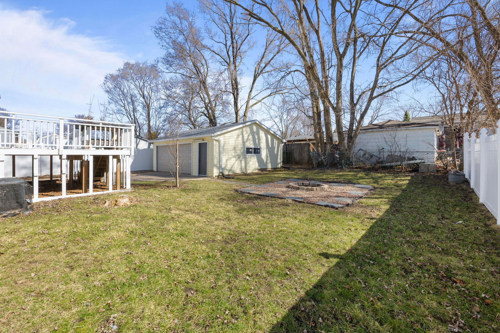 160 Galewood Drive, Bolingbrook, IL 60440