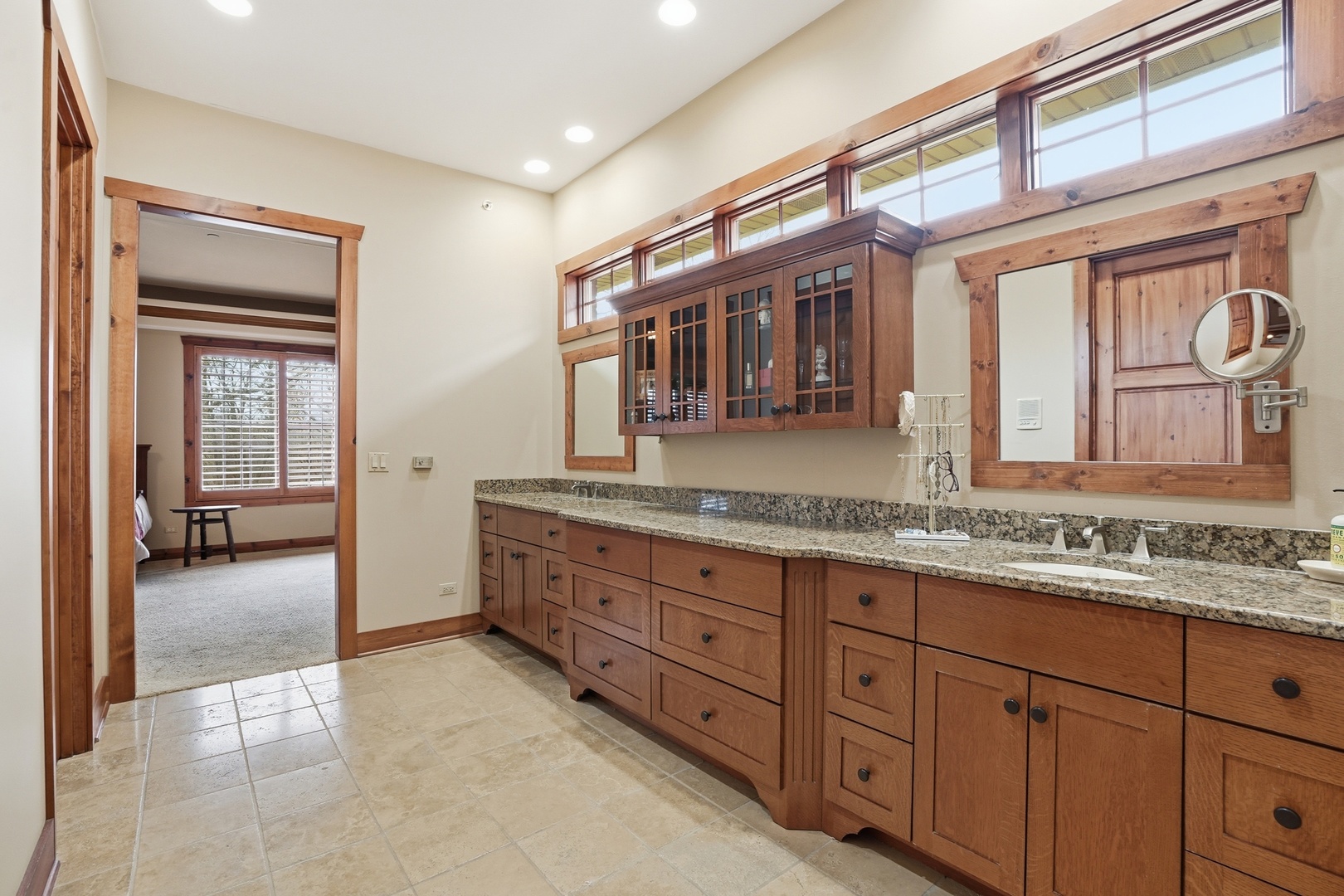 8032 Kirkcaldy Court, Palos Heights, IL 60463