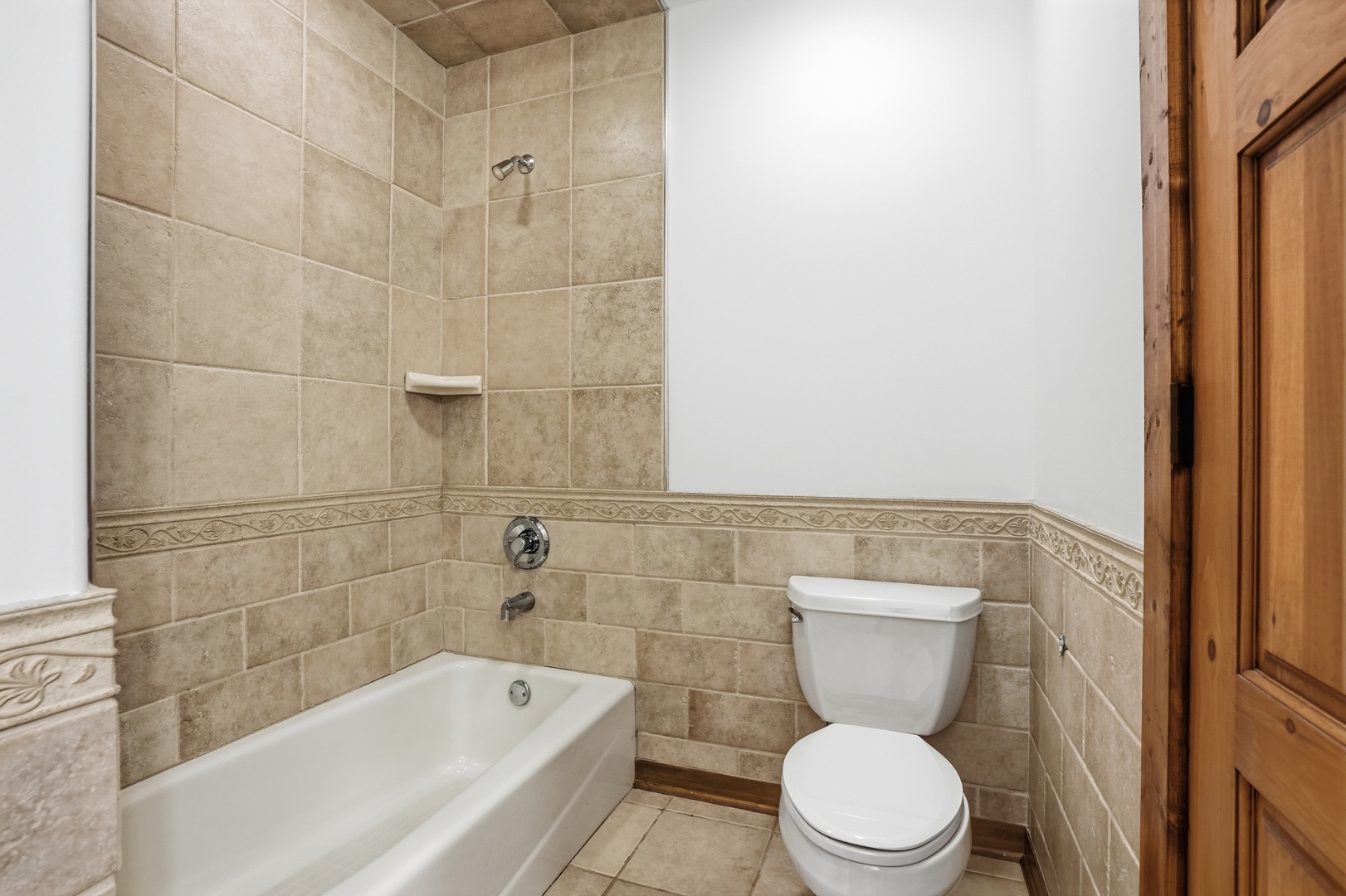 8032 Kirkcaldy Court, Palos Heights, IL 60463