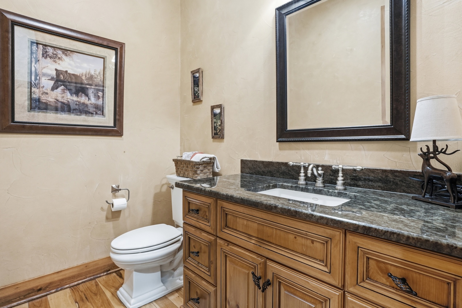 8032 Kirkcaldy Court, Palos Heights, IL 60463