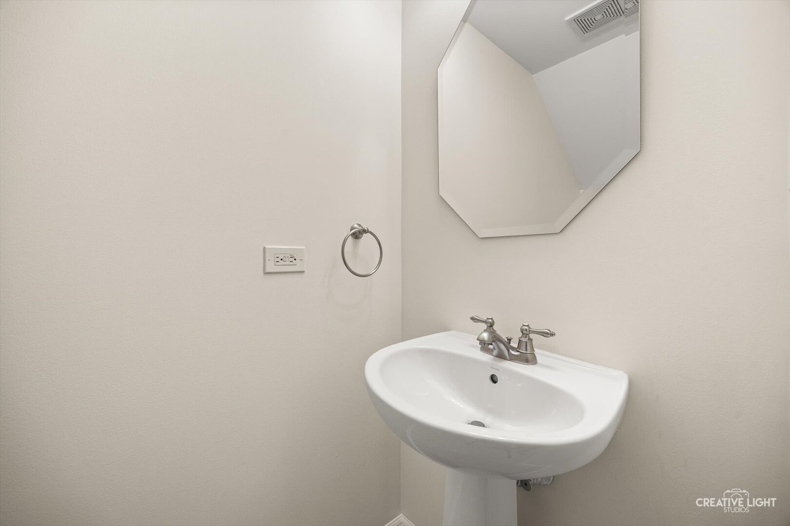 530 Conservatory Lane #530, Aurora, IL 60502