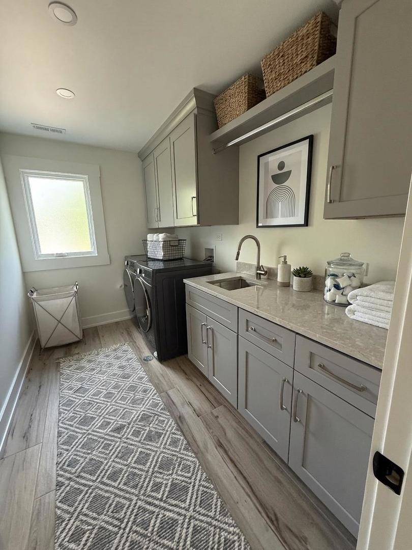 5535 Brookbank Road, Downers Grove, IL 60515