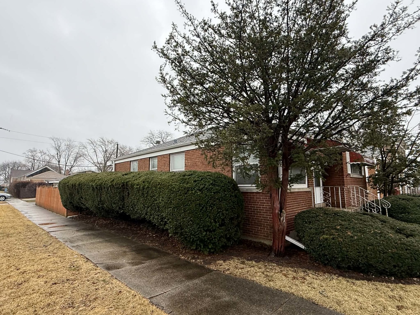 317 Frederick Avenue, Bellwood, IL 60104