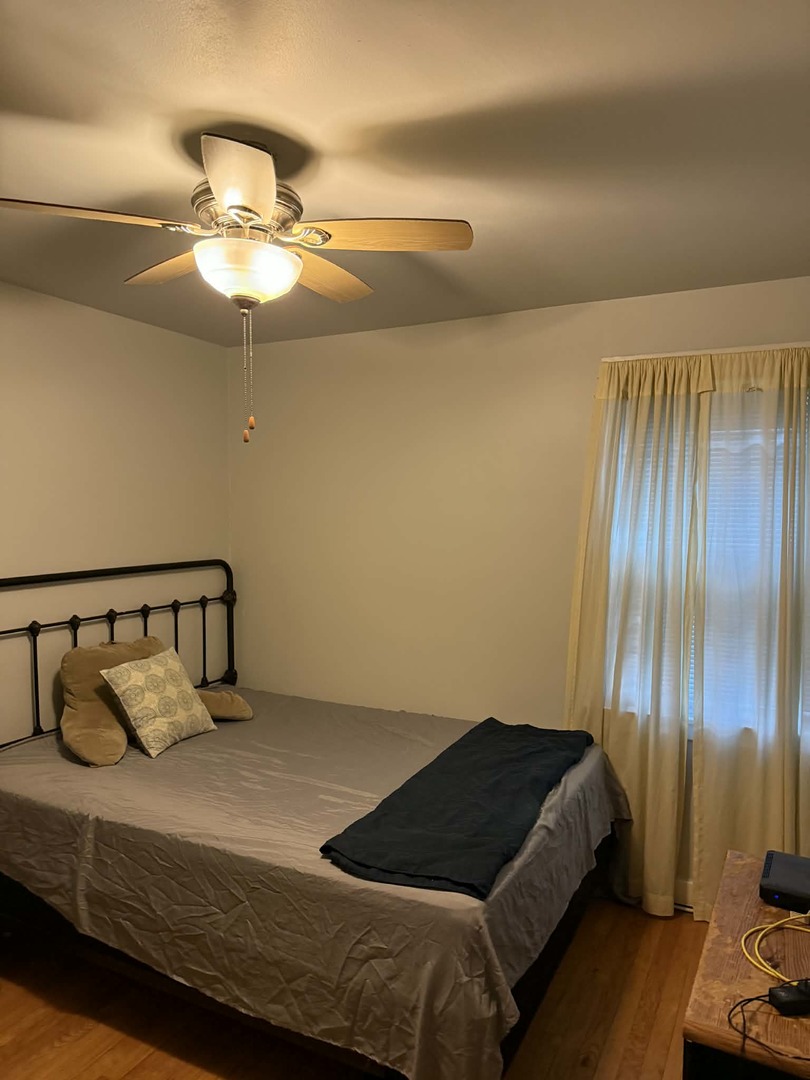 317 Frederick Avenue, Bellwood, IL 60104