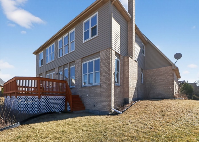 3902 Edgewater Drive, Hazel Crest, IL 60429