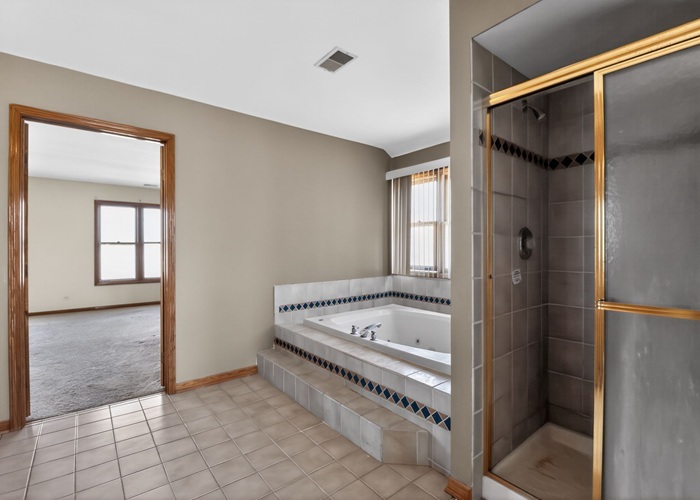 3902 Edgewater Drive, Hazel Crest, IL 60429