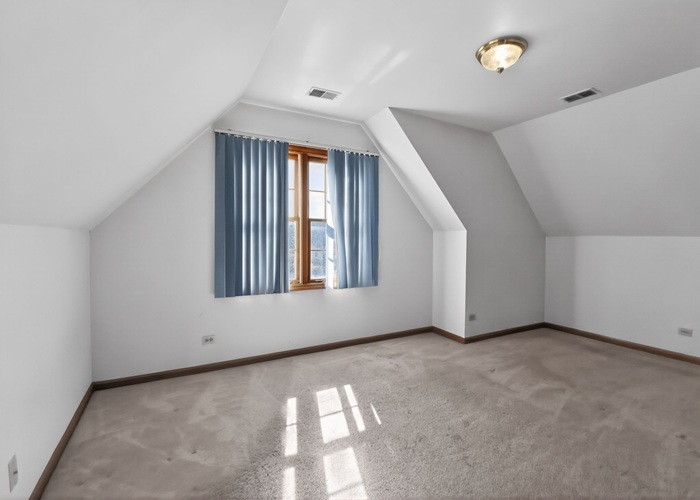 3902 Edgewater Drive, Hazel Crest, IL 60429