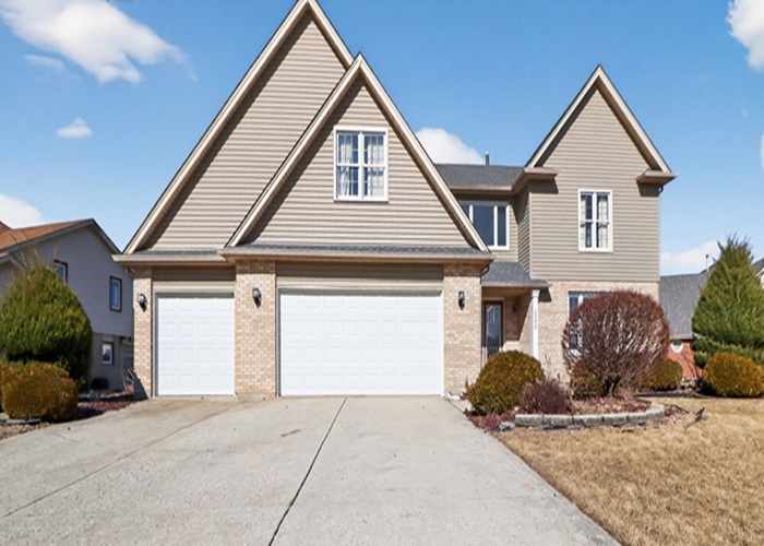 3902 Edgewater Drive, Hazel Crest, IL 60429