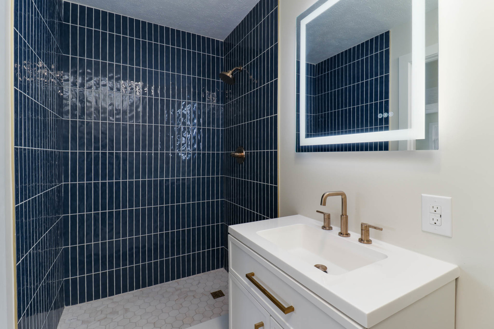 1 Sunshine Court, Bloomington, IL 61704