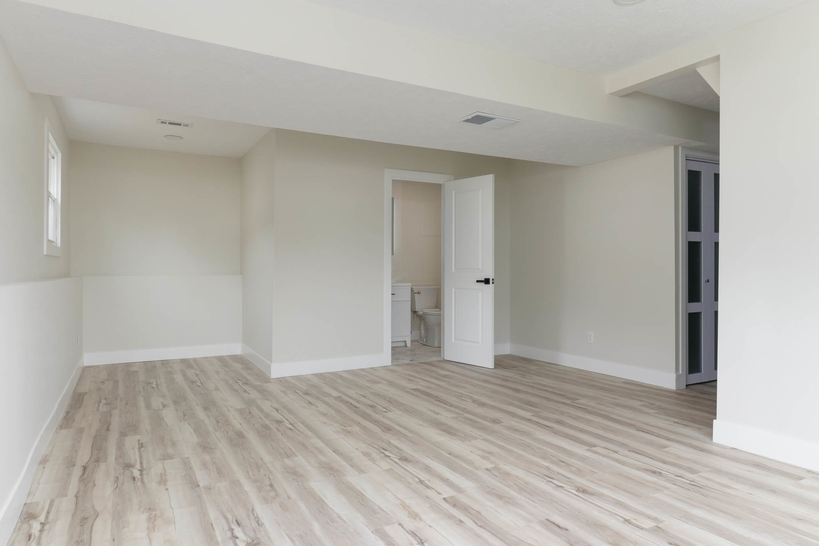 1 Sunshine Court, Bloomington, IL 61704