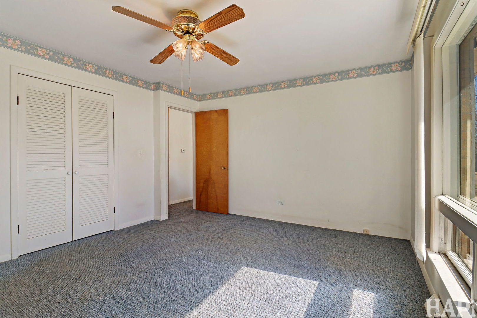 86 Mariposa Avenue, Waukegan, IL 60087