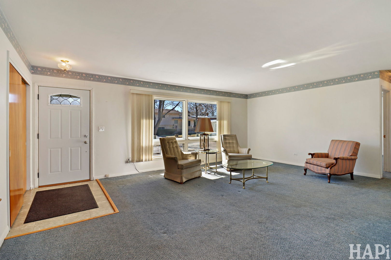 86 Mariposa Avenue, Waukegan, IL 60087