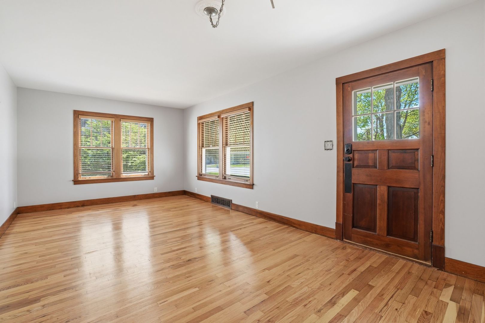 417 S Kankakee Street, Wilmington, IL 60481