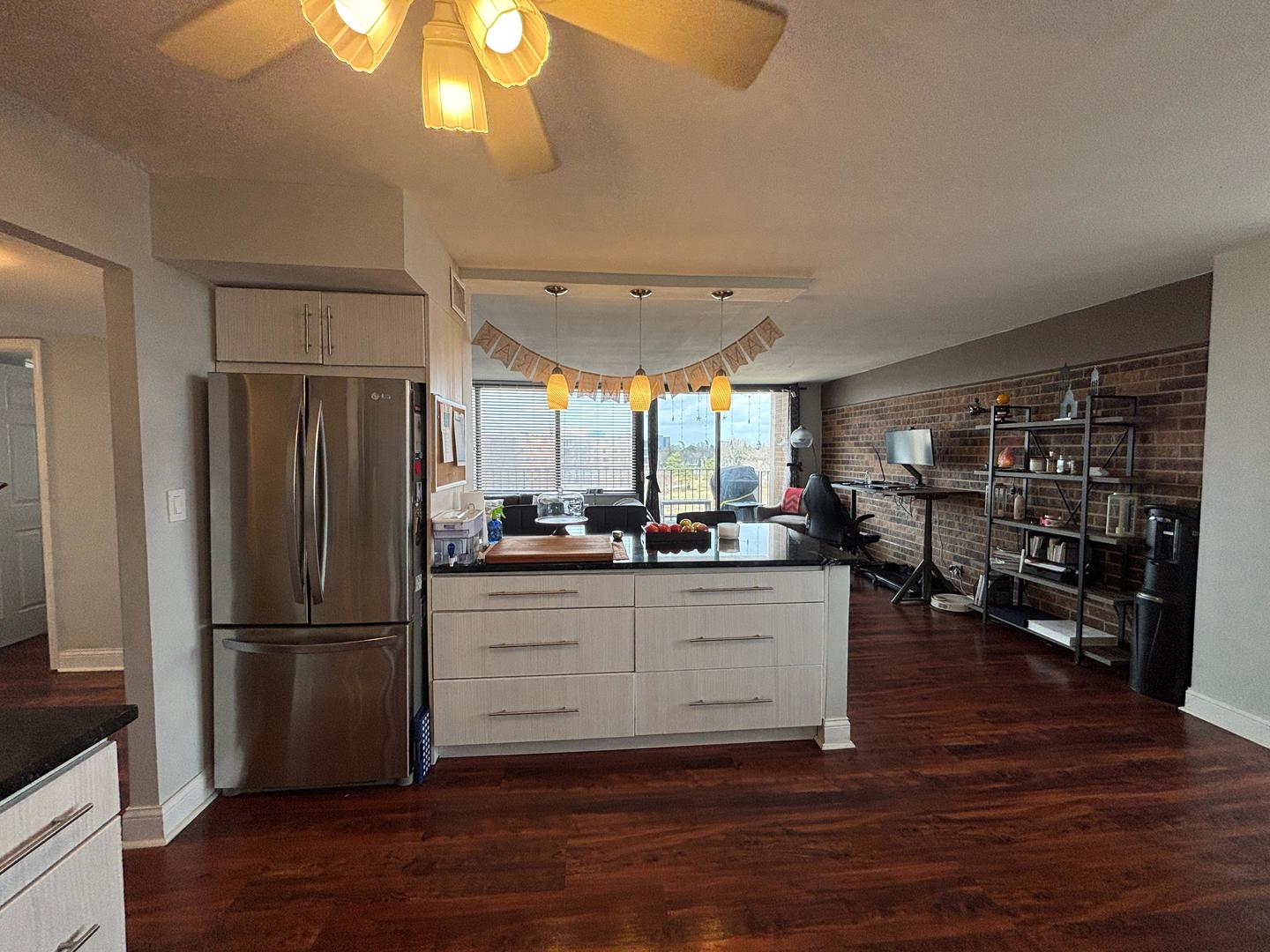 101 Bar Harbour Road #6M, Schaumburg, IL 60193