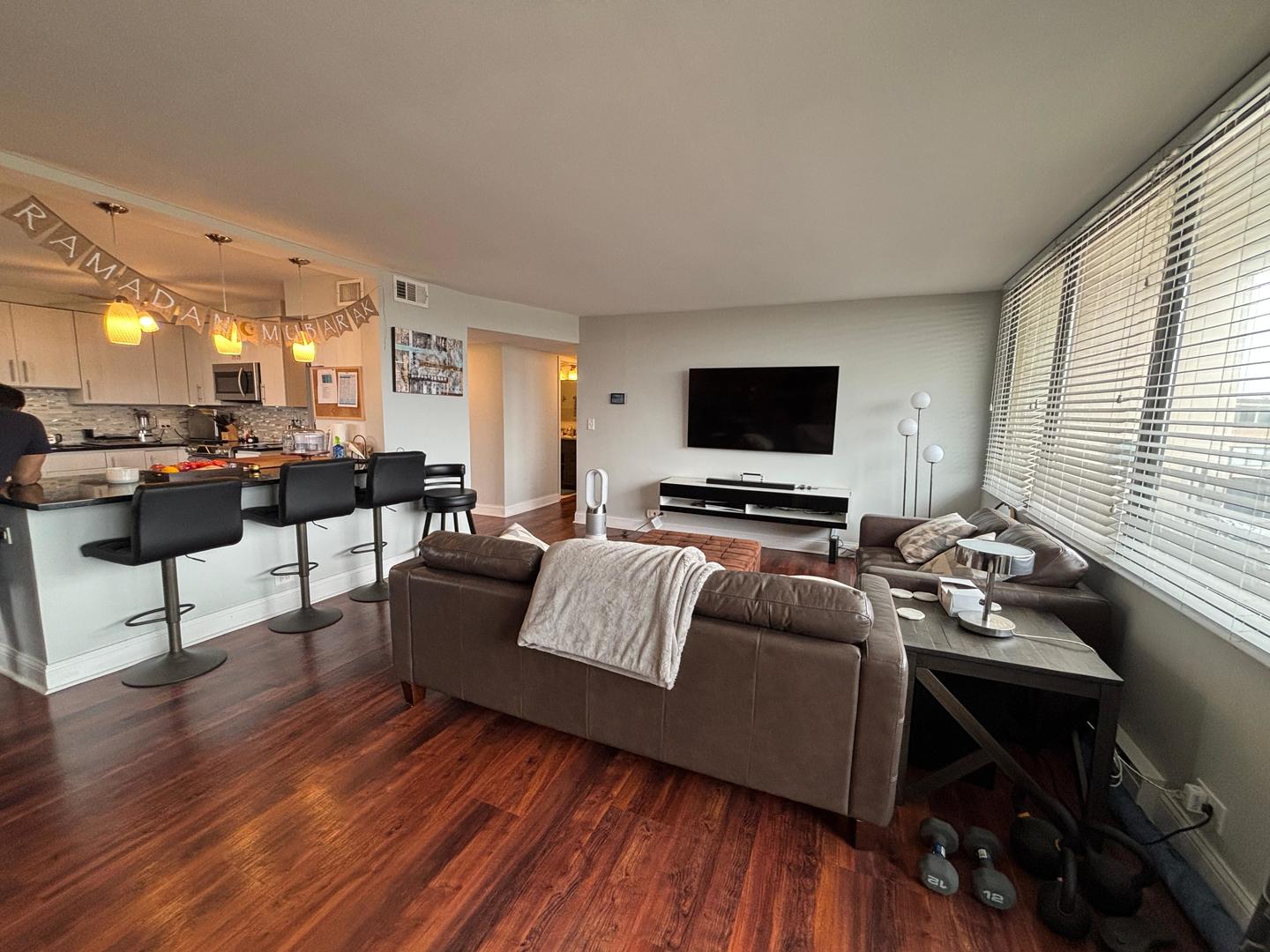 101 Bar Harbour Road #6M, Schaumburg, IL 60193