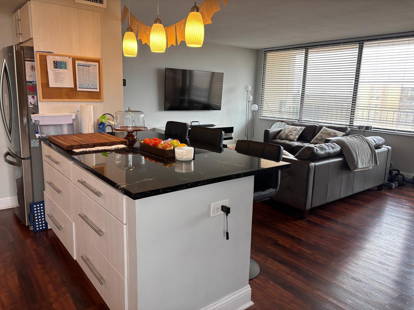 101 Bar Harbour Road #6M, Schaumburg, IL 60193