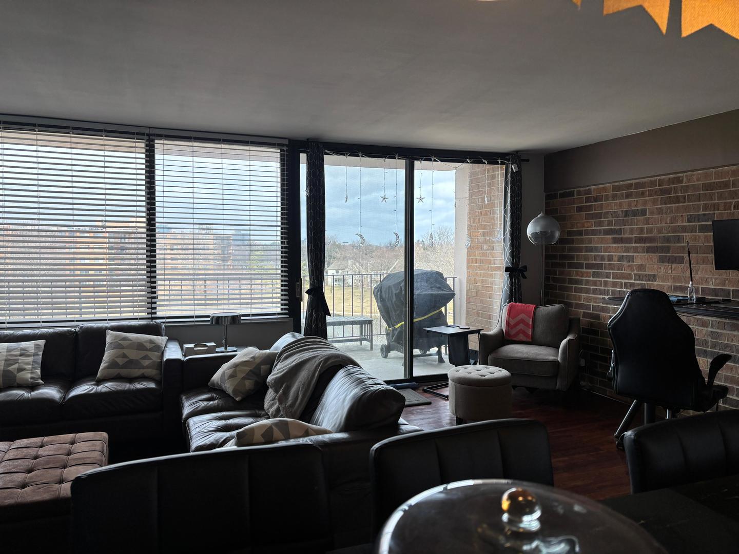 101 Bar Harbour Road #6M, Schaumburg, IL 60193