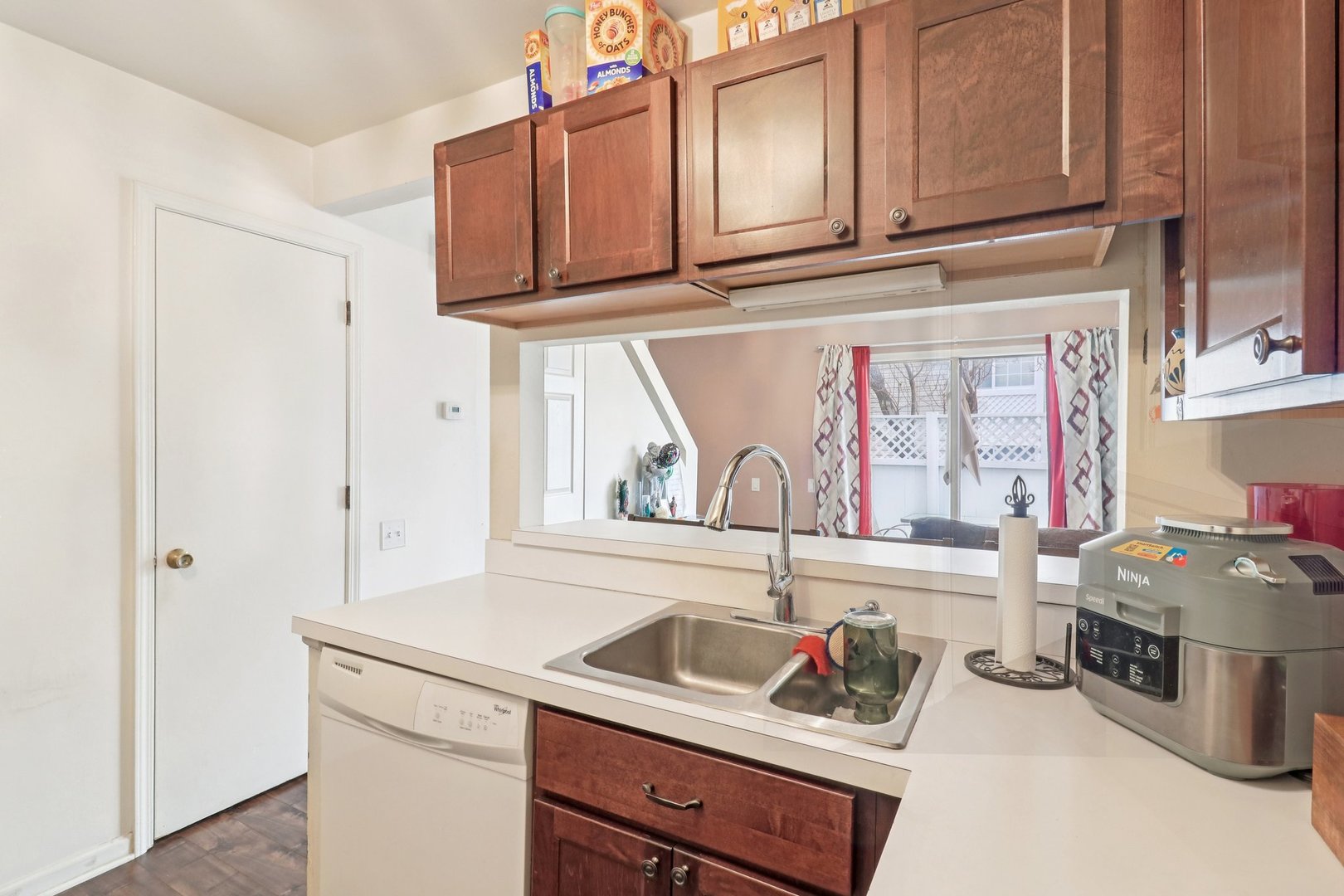 353 Gregory Street, Aurora, IL 60504