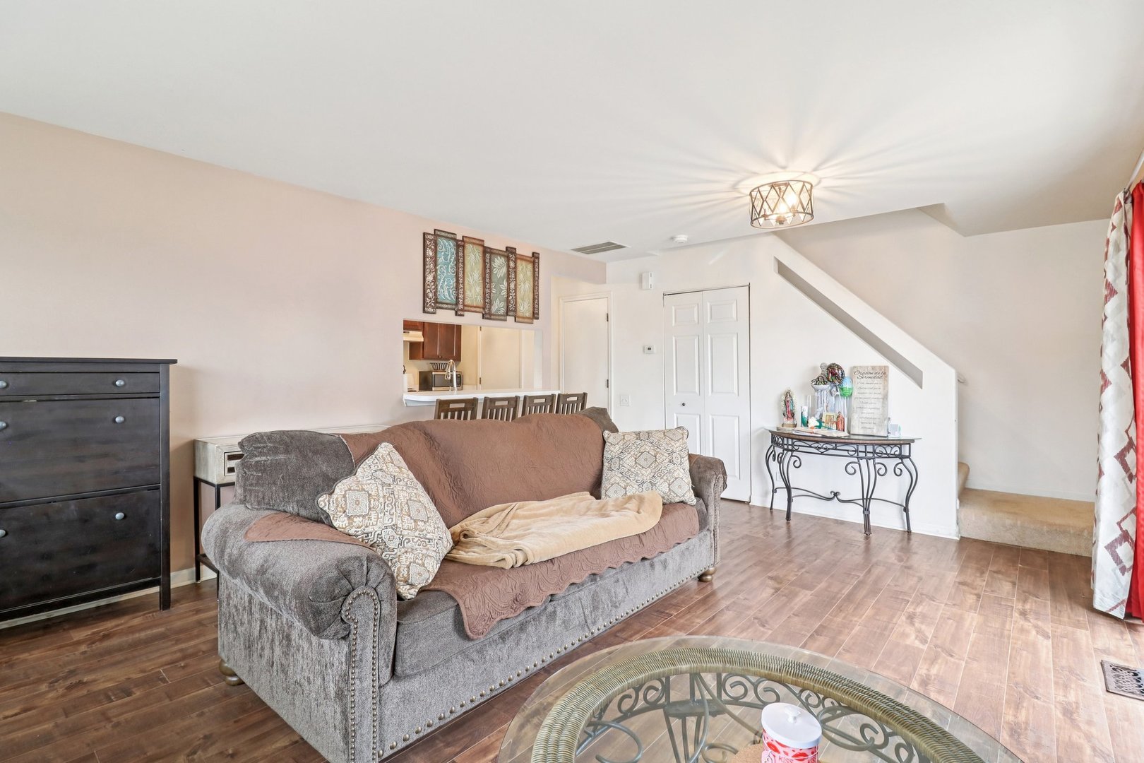 353 Gregory Street, Aurora, IL 60504