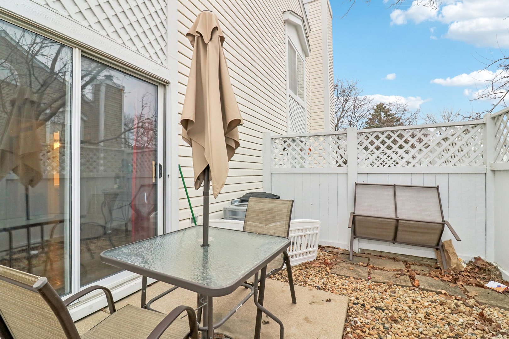 353 Gregory Street, Aurora, IL 60504