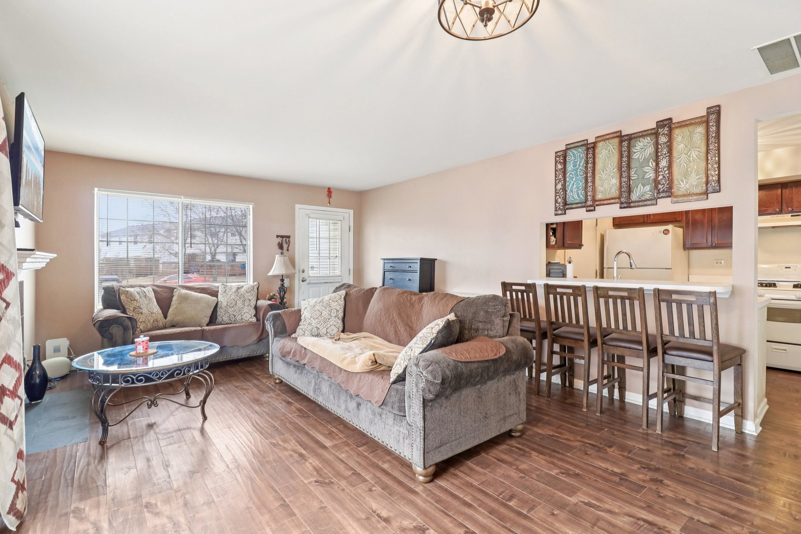 353 Gregory Street, Aurora, IL 60504