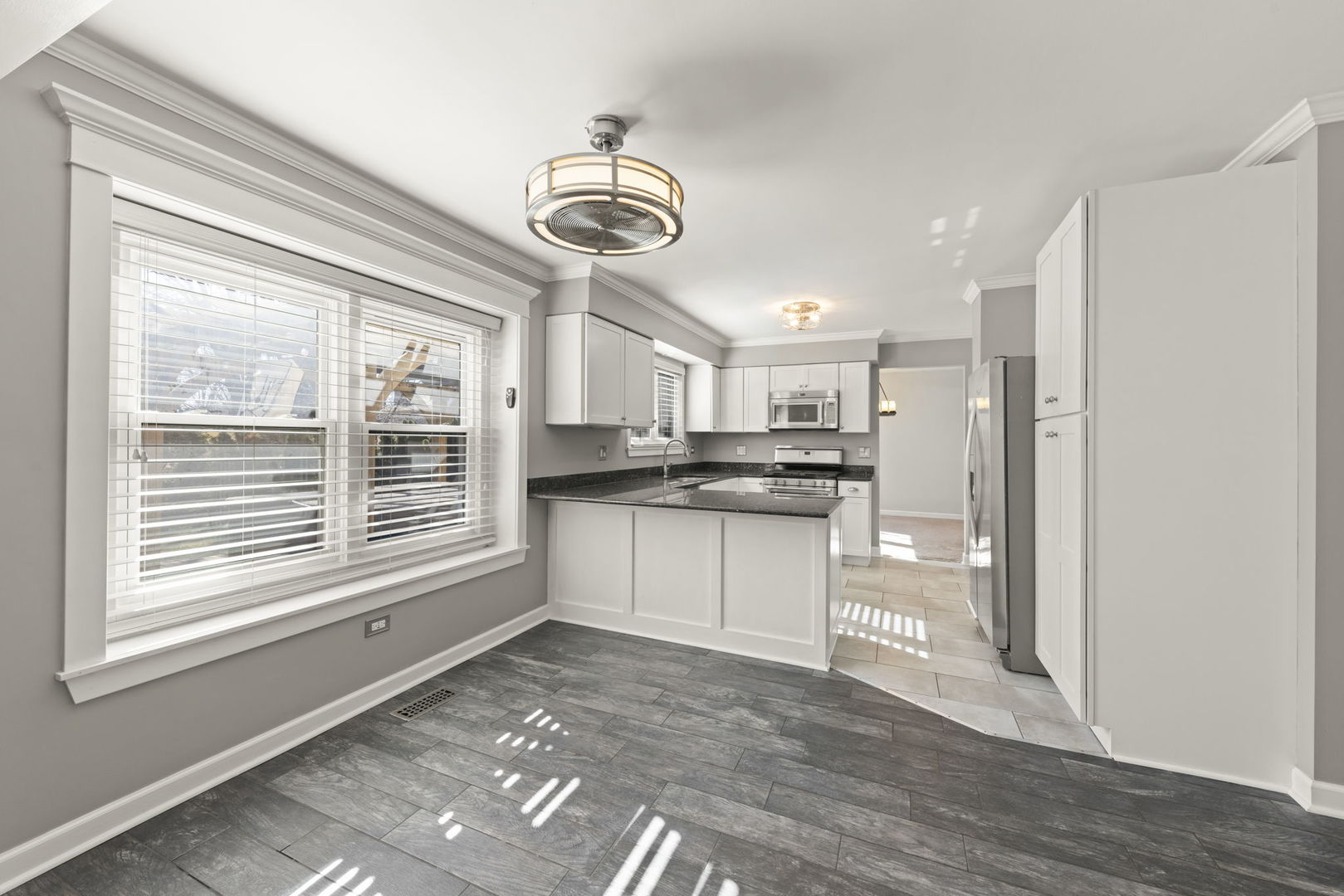 3253 Stewert Drive, Darien, IL 60561