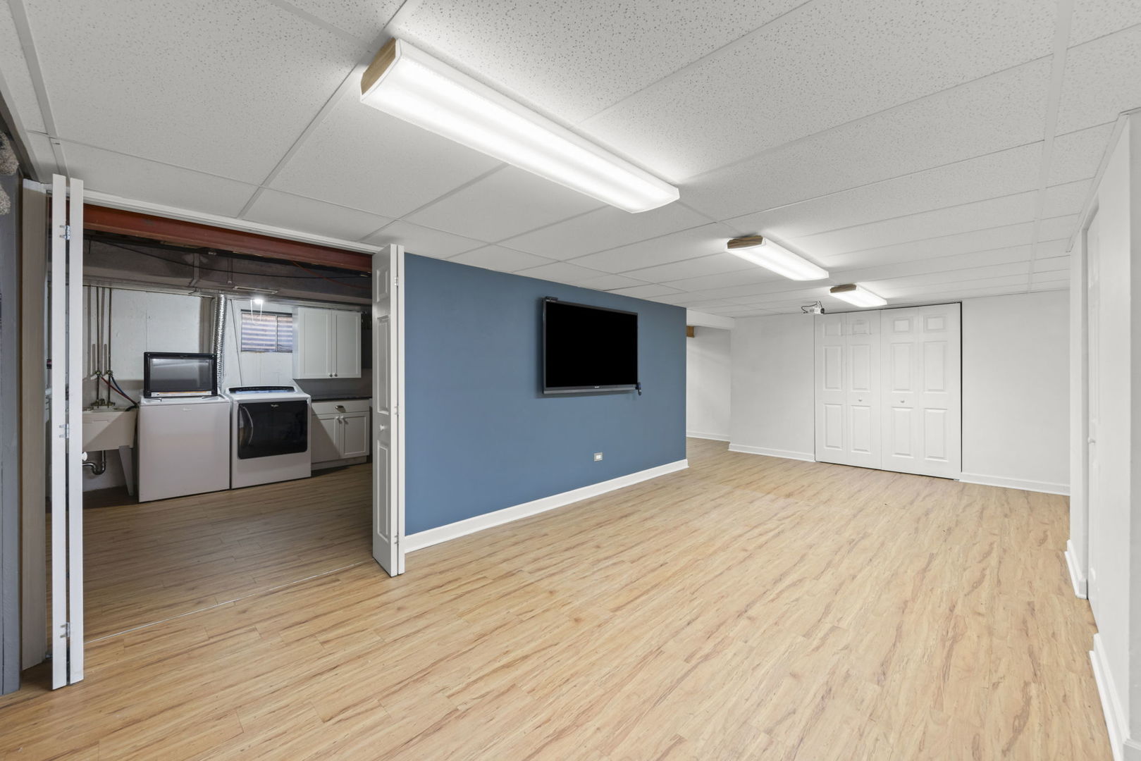 3253 Stewert Drive, Darien, IL 60561